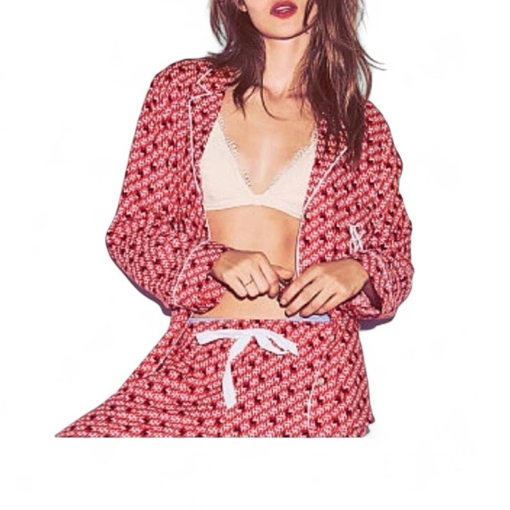 Victoria's Secret Red and White Reindeer Women’s Flannel  Pajama Set XS